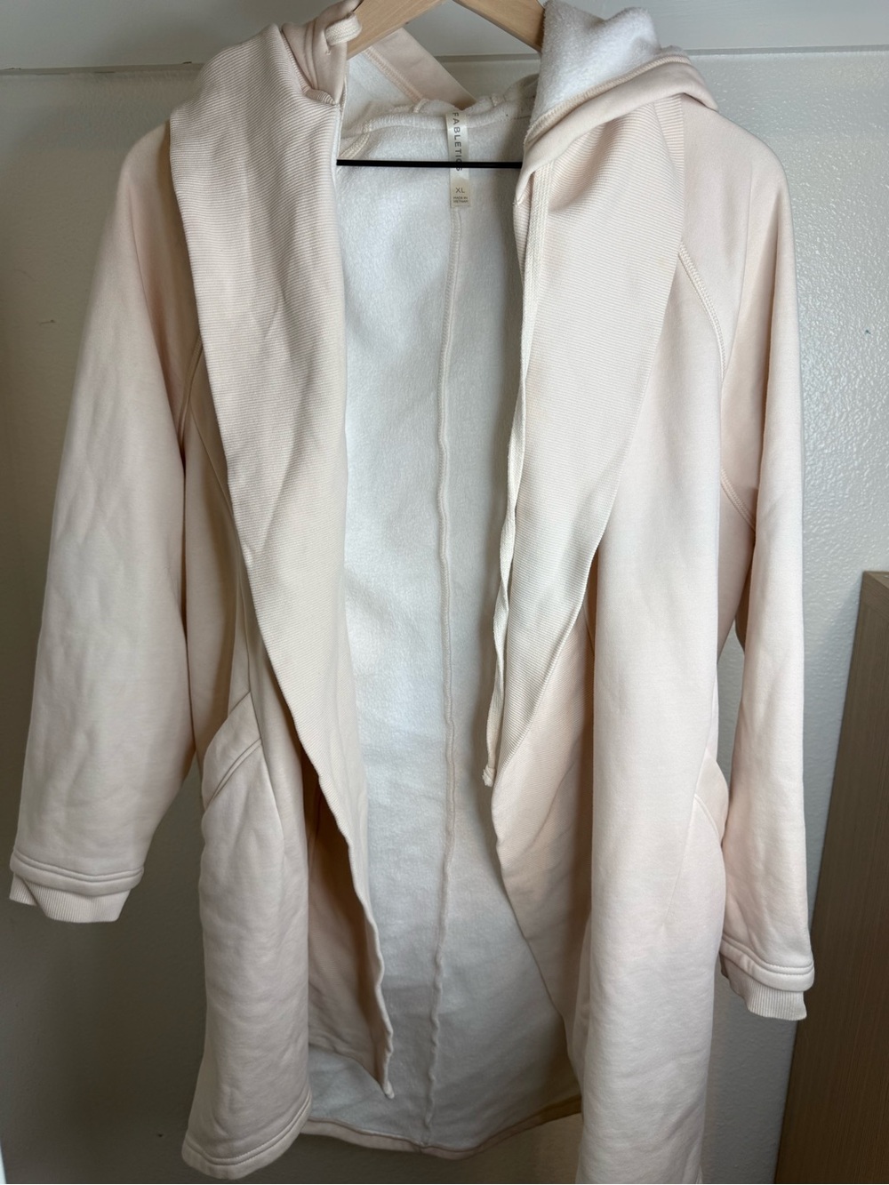 Fabletics Light Blush Hooded sweatshirt XL